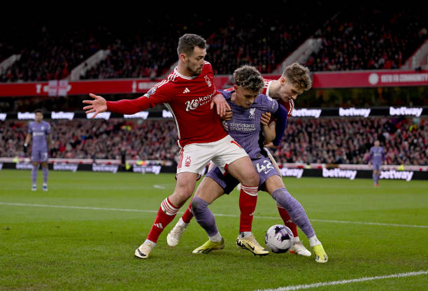 大的空檔 大的空檔