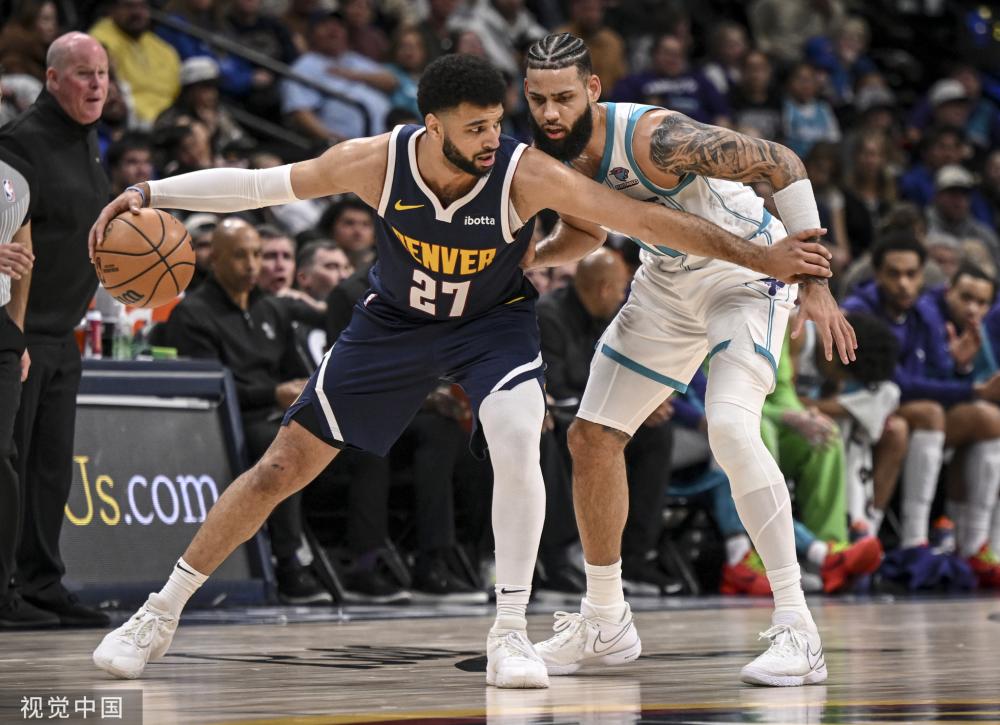 国际赛事中 国际赛事中