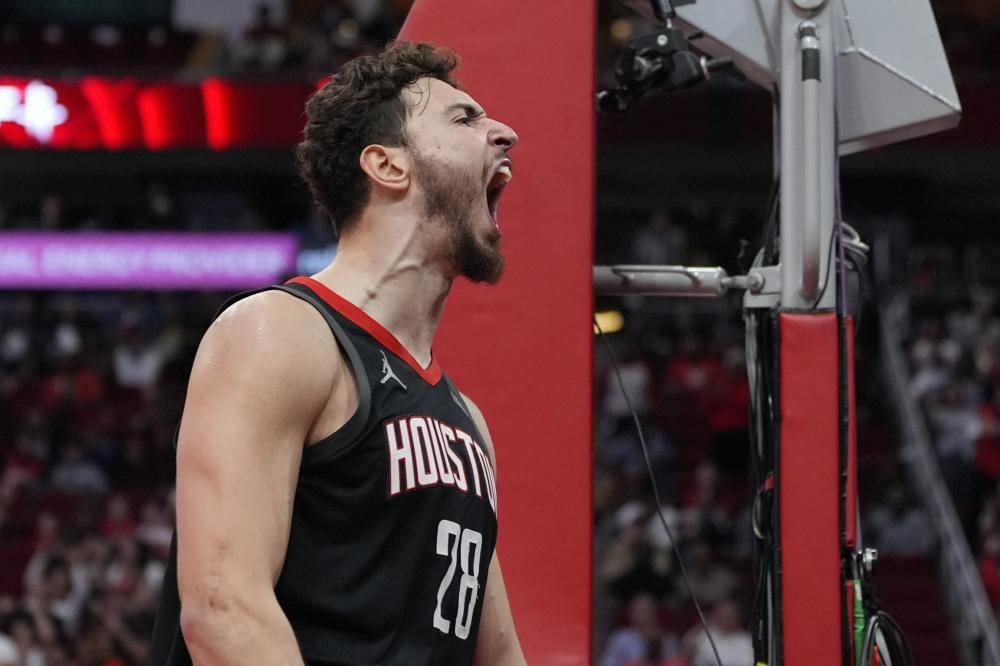 她曾多次因 她曾多次因